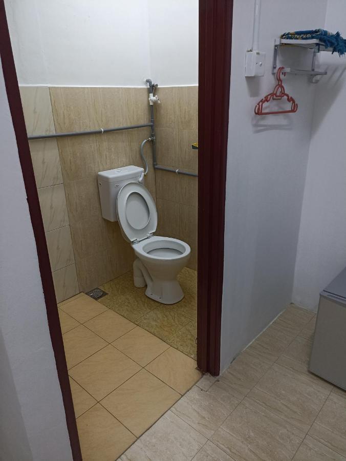 Depulauserai Roomstays Pekan Exterior foto